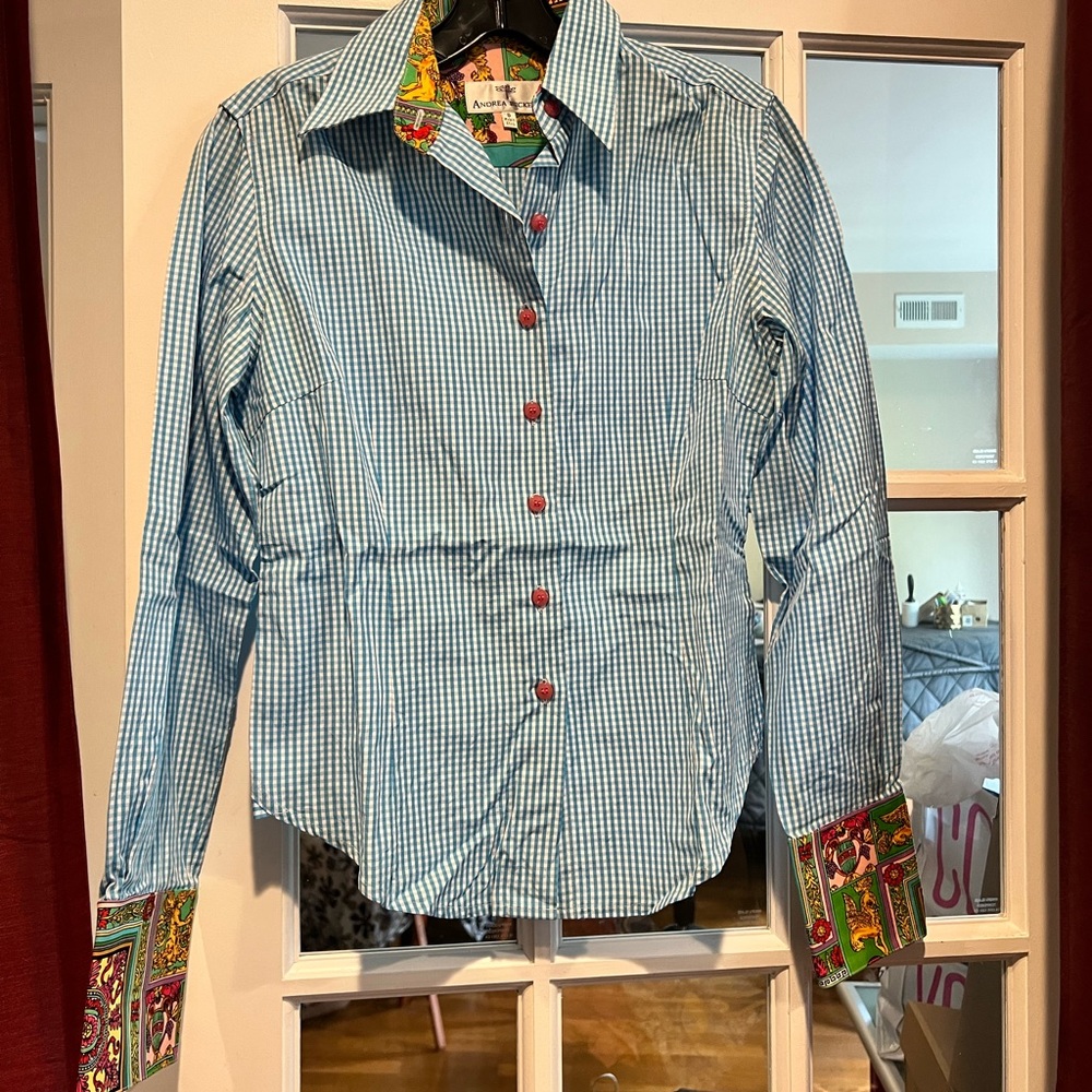 Andrea Becker shirt